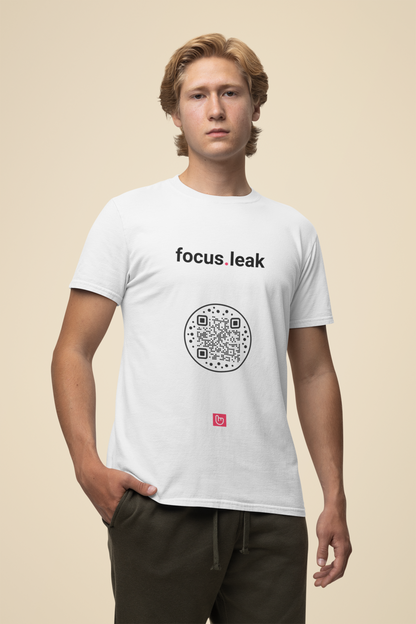 focus.leak – Attention Drift | id.layer Tee